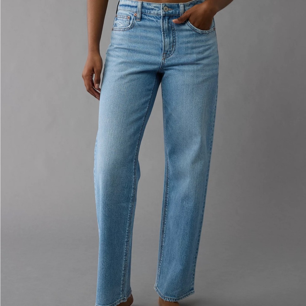 AE Strigid High-Waisted Stovepipe Jean